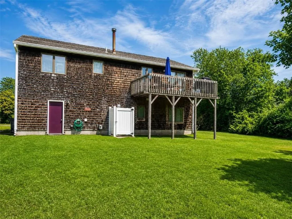 42 Jamestown Boulevard Narragansett RI 02882
