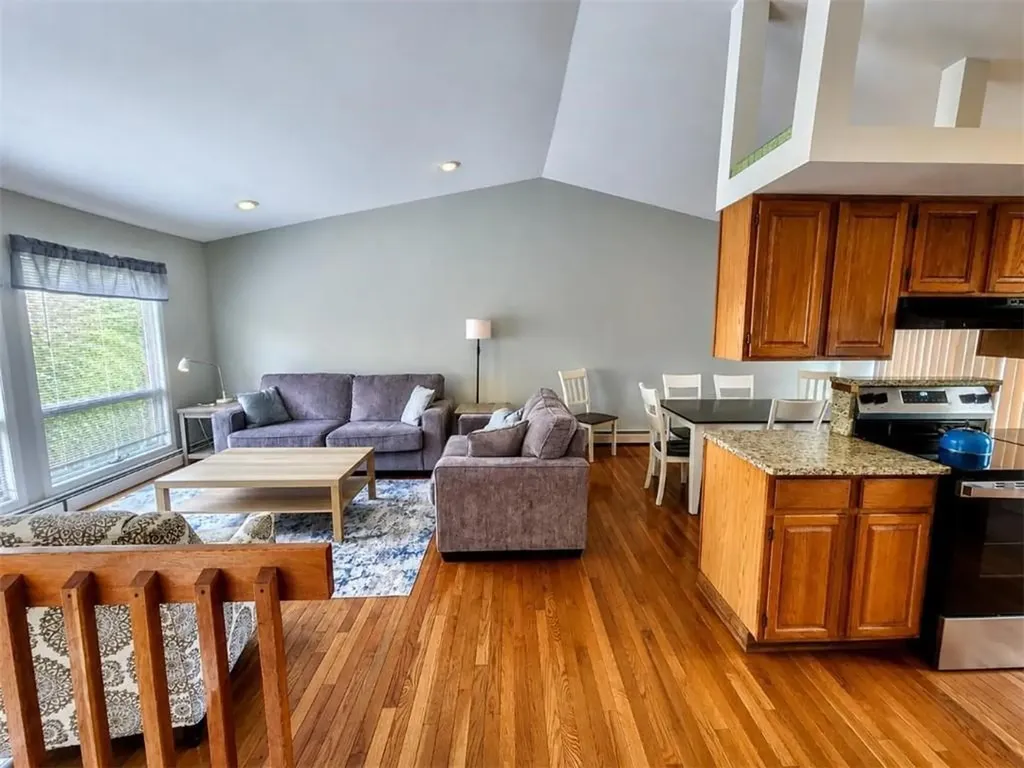 42 Jamestown Boulevard Narragansett RI 02882