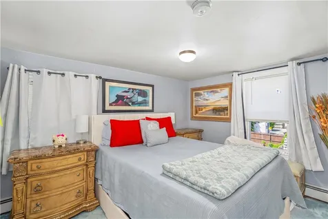 62 Mary Avenue East Providence RI 02914