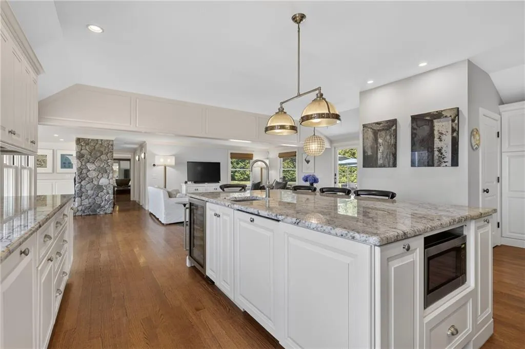 58 Chapman Road Westerly RI 02891