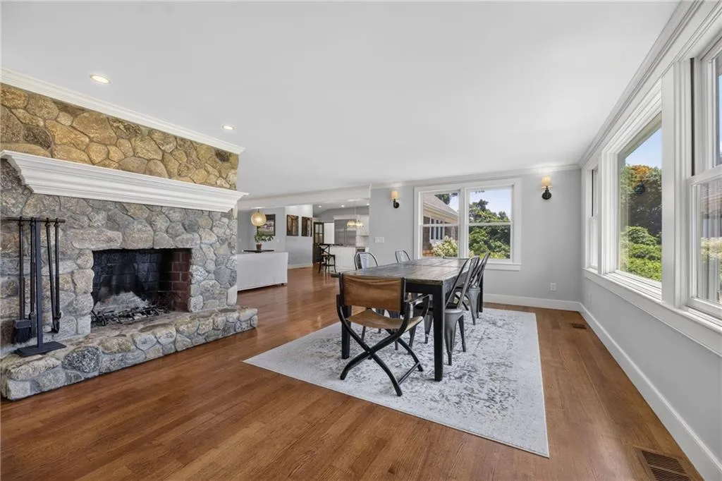 58 Chapman Road Westerly RI 02891