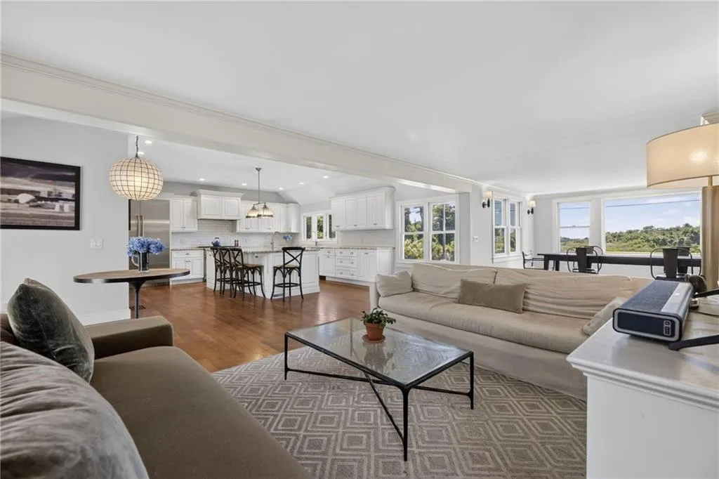 58 Chapman Road Westerly RI 02891