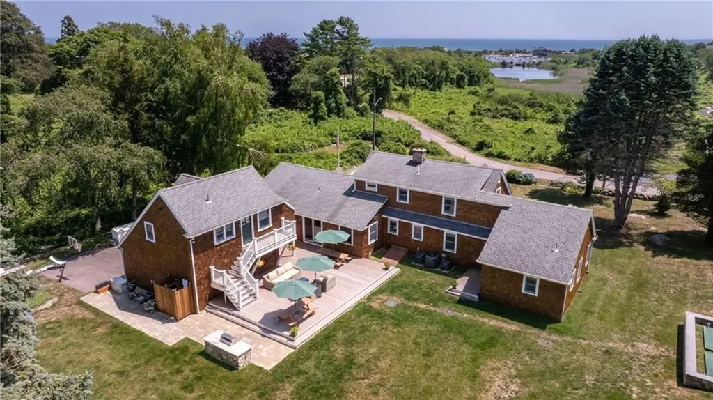 58 Chapman Road Westerly RI 02891