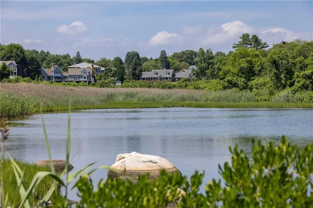 58 Chapman Road Westerly RI 02891
