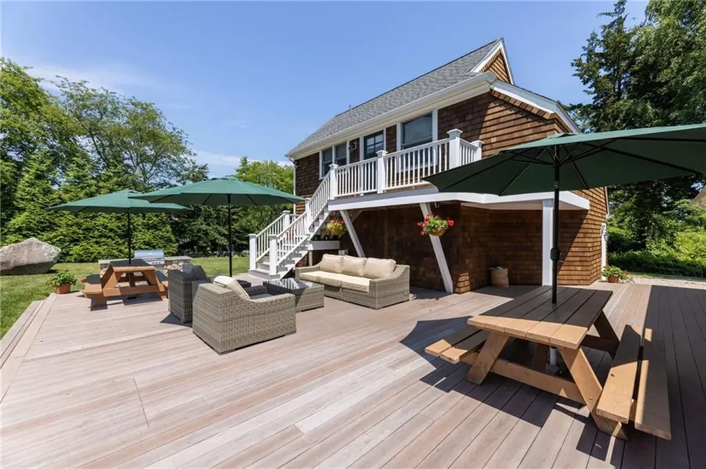 58 Chapman Road Westerly RI 02891