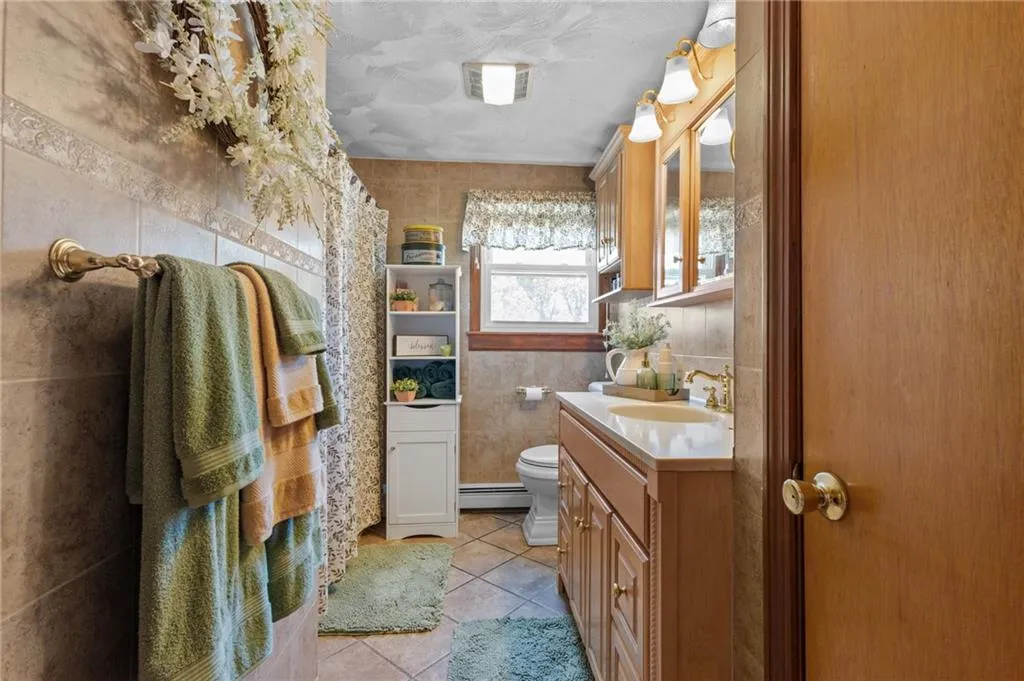 123 Rice Avenue East Providence RI 02914