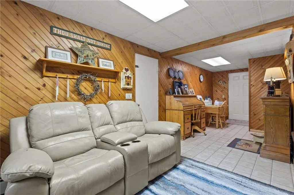 123 Rice Avenue East Providence RI 02914