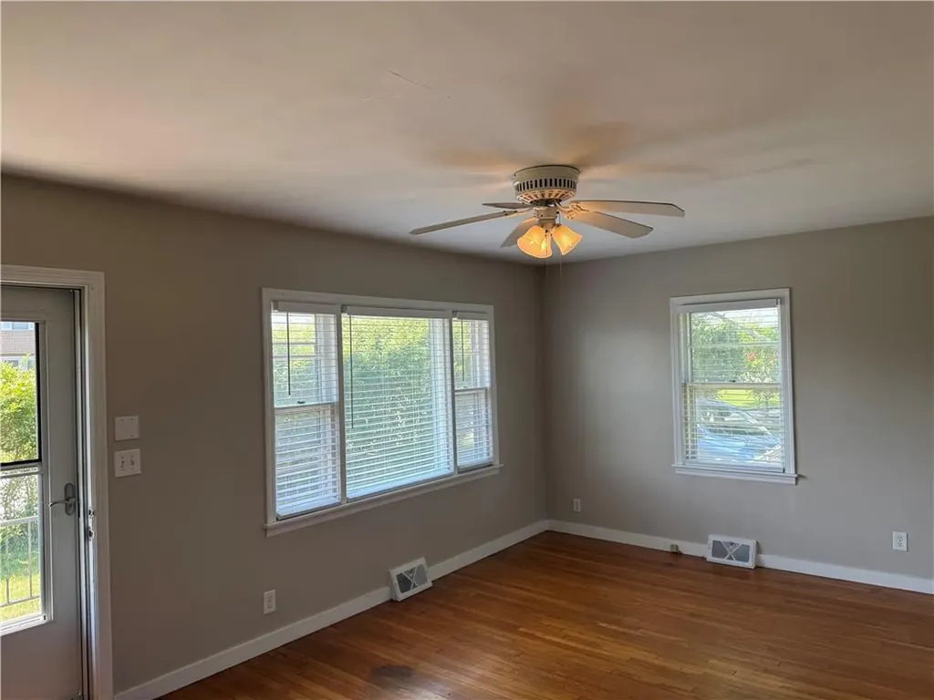 17 Saltaire Avenue Narragansett RI 02882
