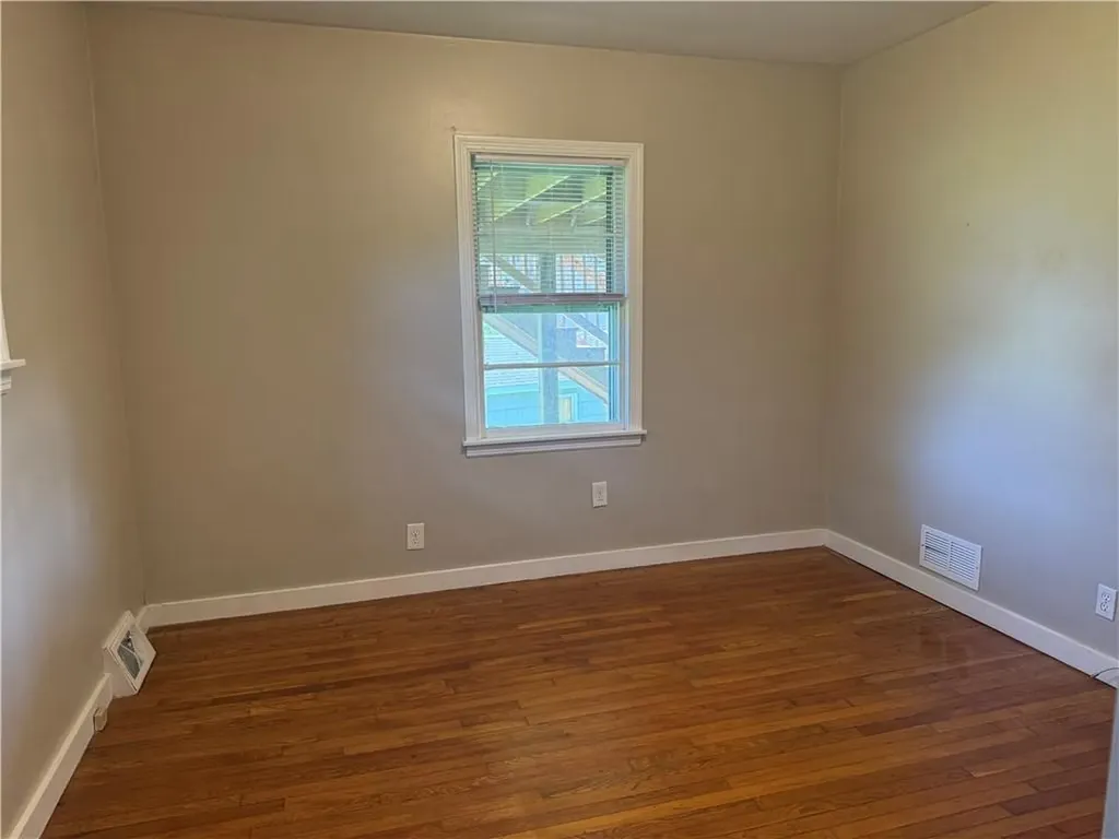 17 Saltaire Avenue Narragansett RI 02882