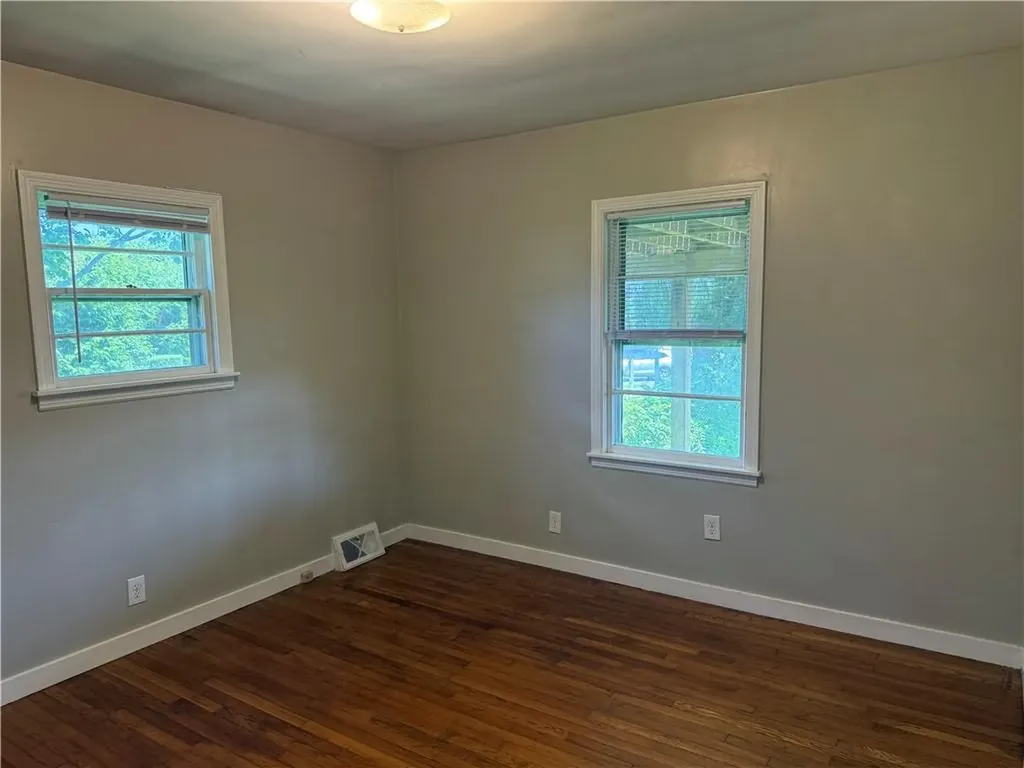 17 Saltaire Avenue Narragansett RI 02882