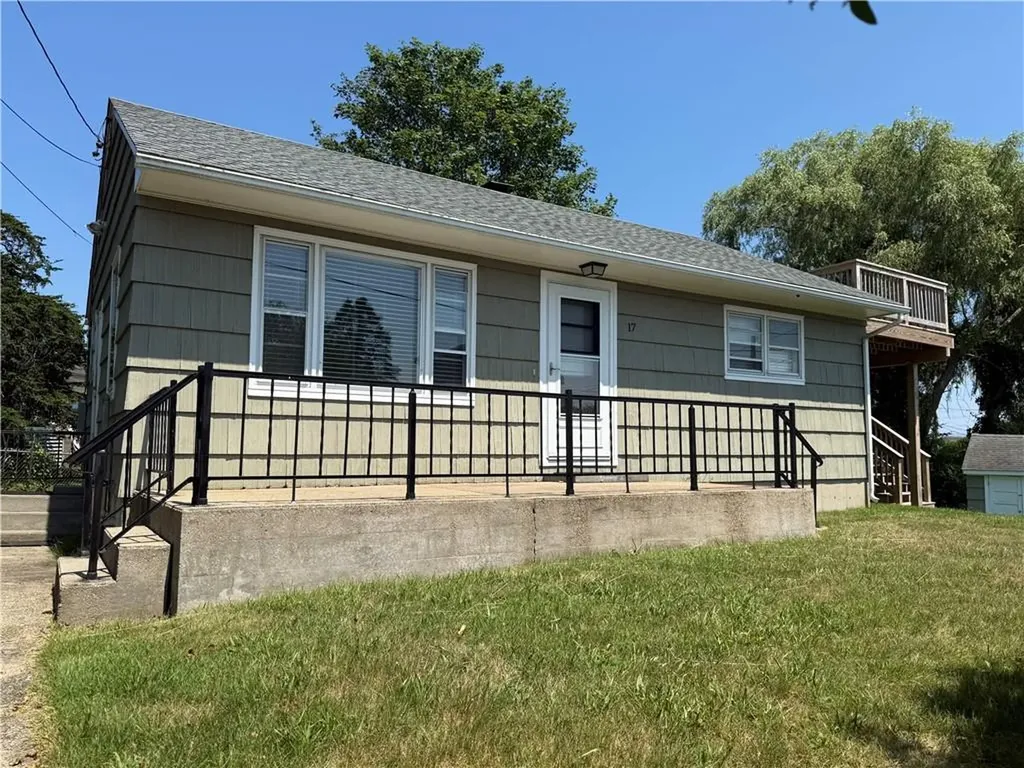 17 Saltaire Avenue Narragansett RI 02882