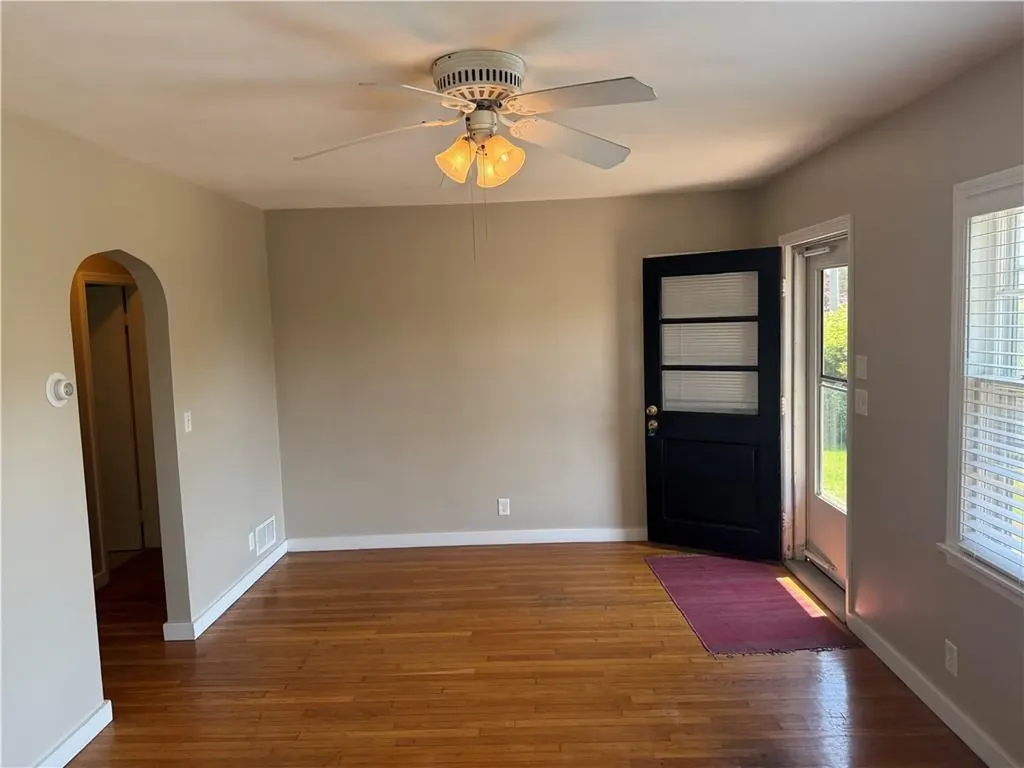 17 Saltaire Avenue Narragansett RI 02882