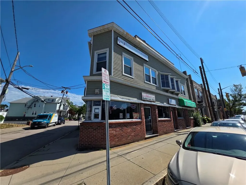 122 126 Taunton Avenue East Providence RI 02814
