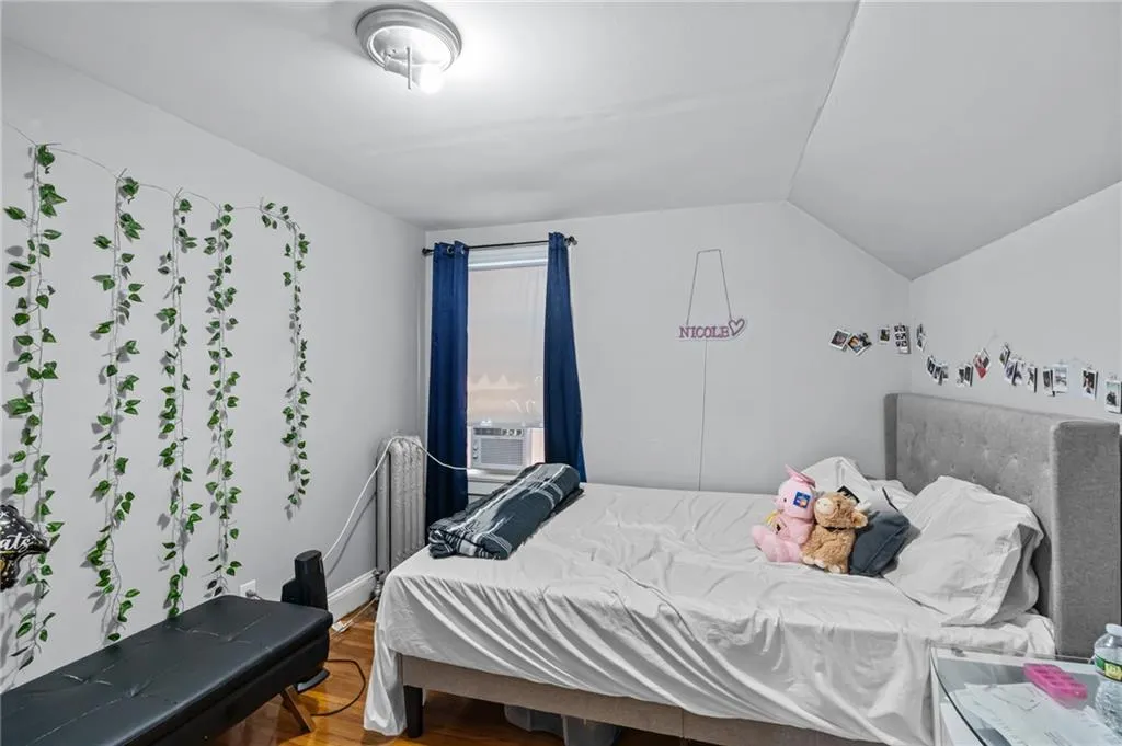 81 Ninth Street East Providence RI 02914