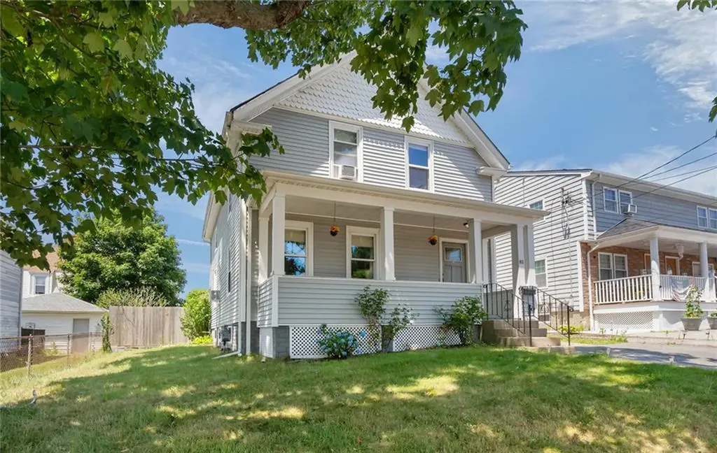 81 Ninth Street East Providence RI 02914