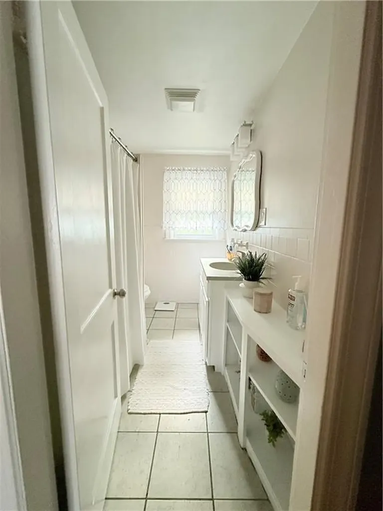 15 Sarah Teft Drive Warwick RI 02889