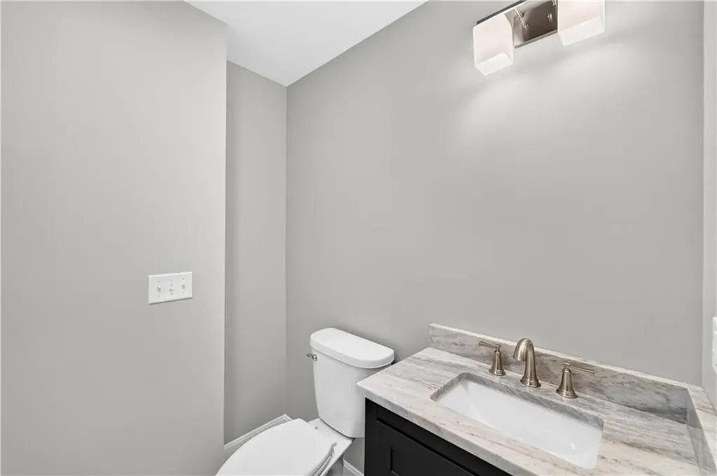 95 Waterman Avenue Johnston RI 02919