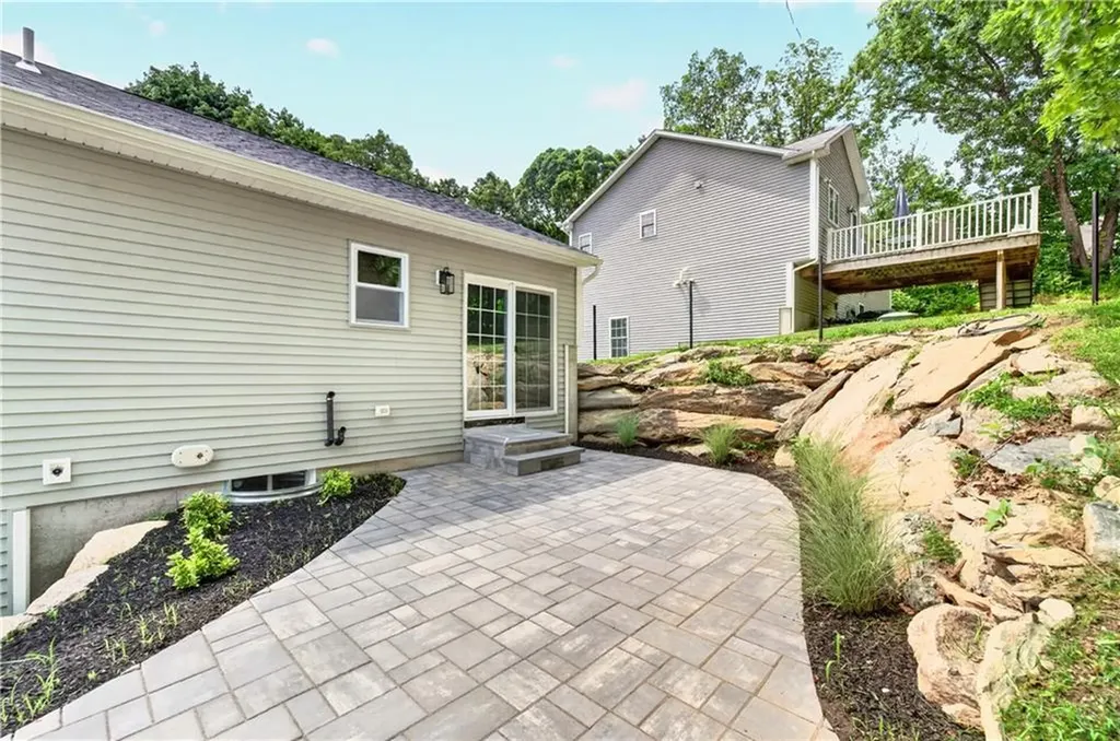 95 Waterman Avenue Johnston RI 02919