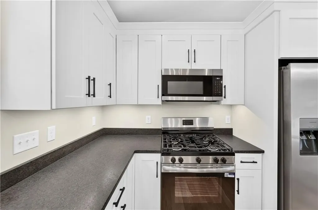 95 Waterman Avenue Johnston RI 02919