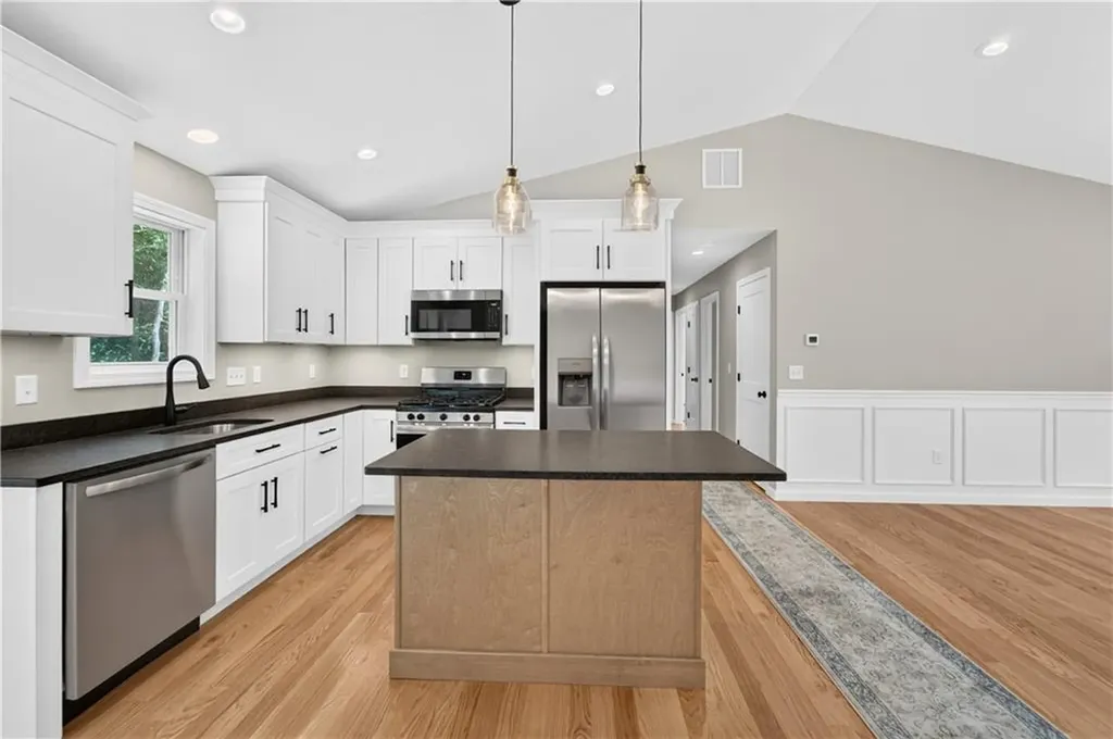 95 Waterman Avenue Johnston RI 02919