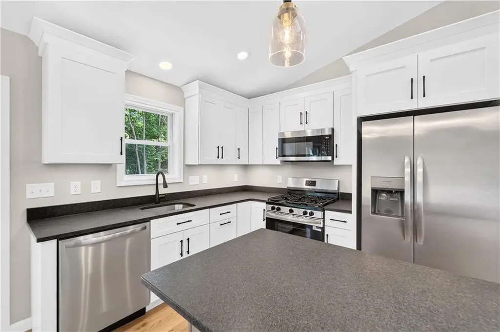 95 Waterman Avenue Johnston RI 02919