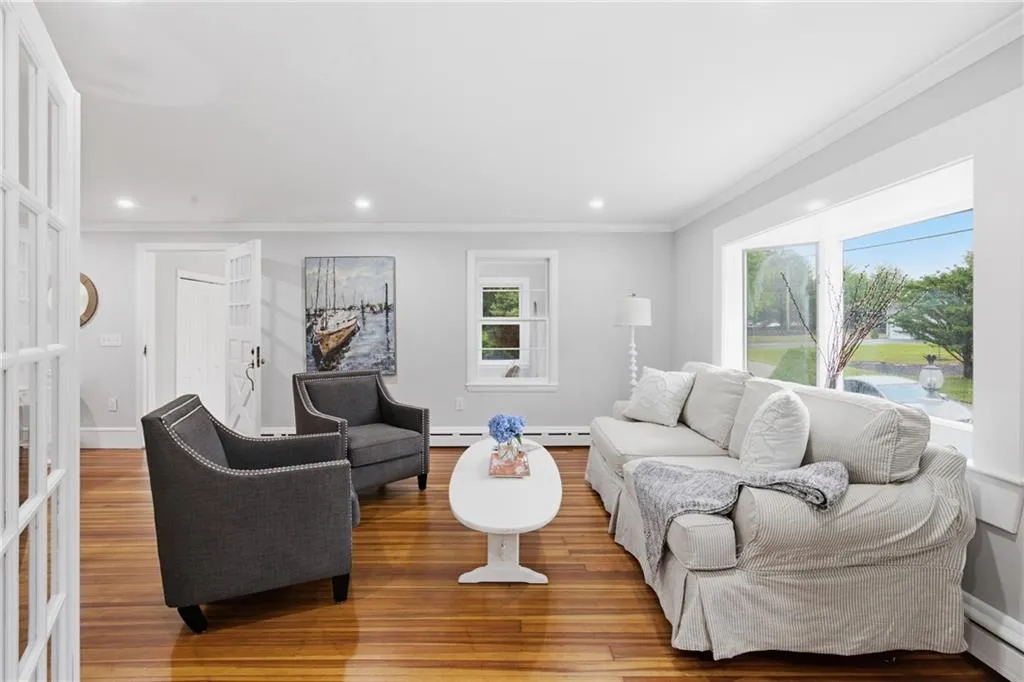 3 Wabasso Terrace Middletown RI 02842