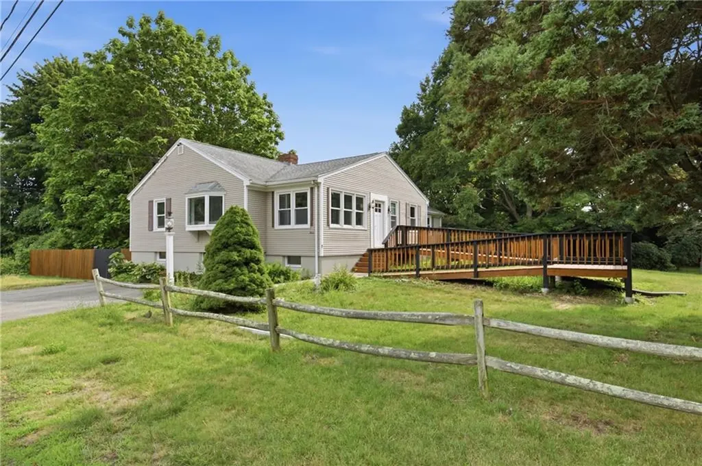 3 Wabasso Terrace Middletown RI 02842
