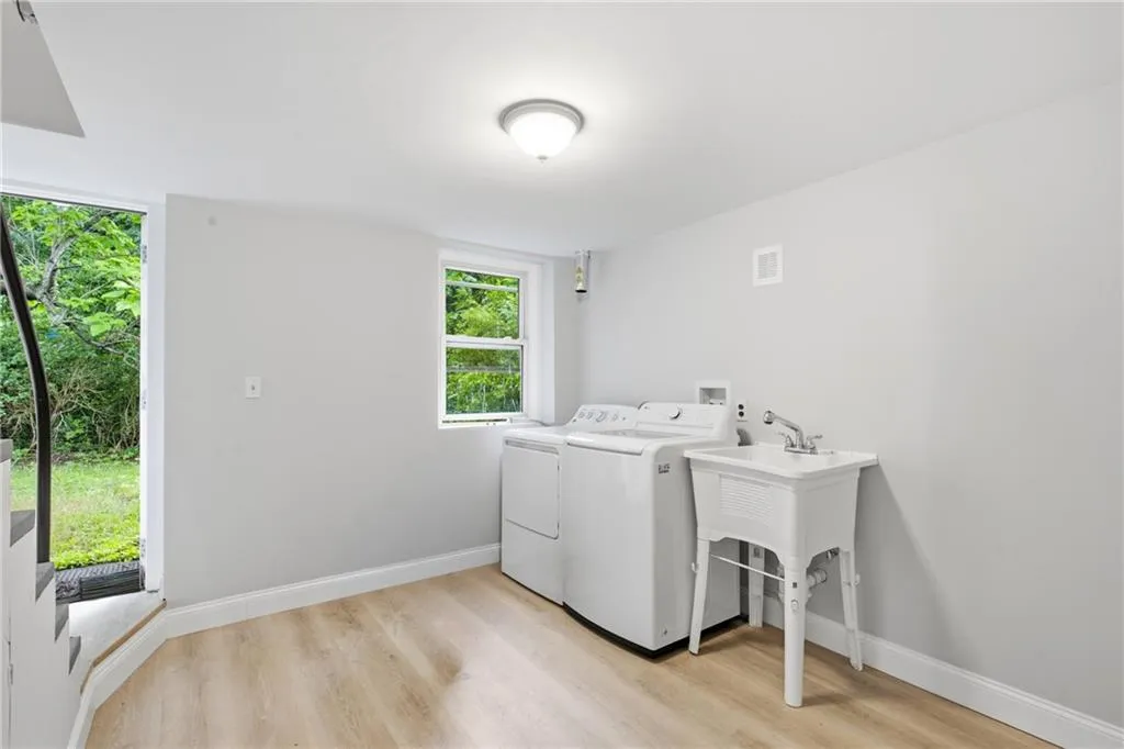 3 Wabasso Terrace Middletown RI 02842