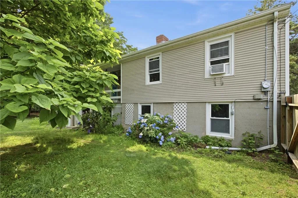 3 Wabasso Terrace Middletown RI 02842