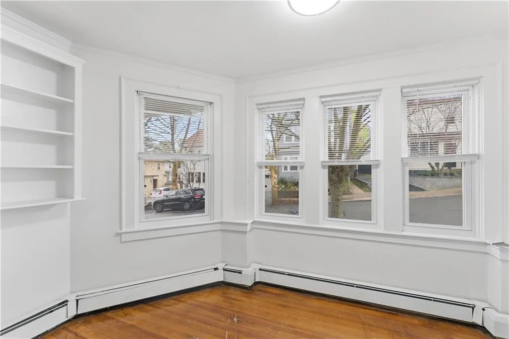 102 Overhill Road Providence RI 02906