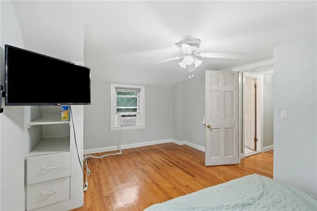 123 Hiawatha Street Warwick RI 02888
