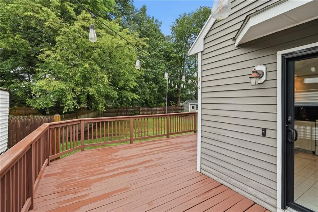 123 Hiawatha Street Warwick RI 02888