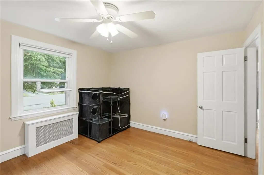 123 Hiawatha Street Warwick RI 02888