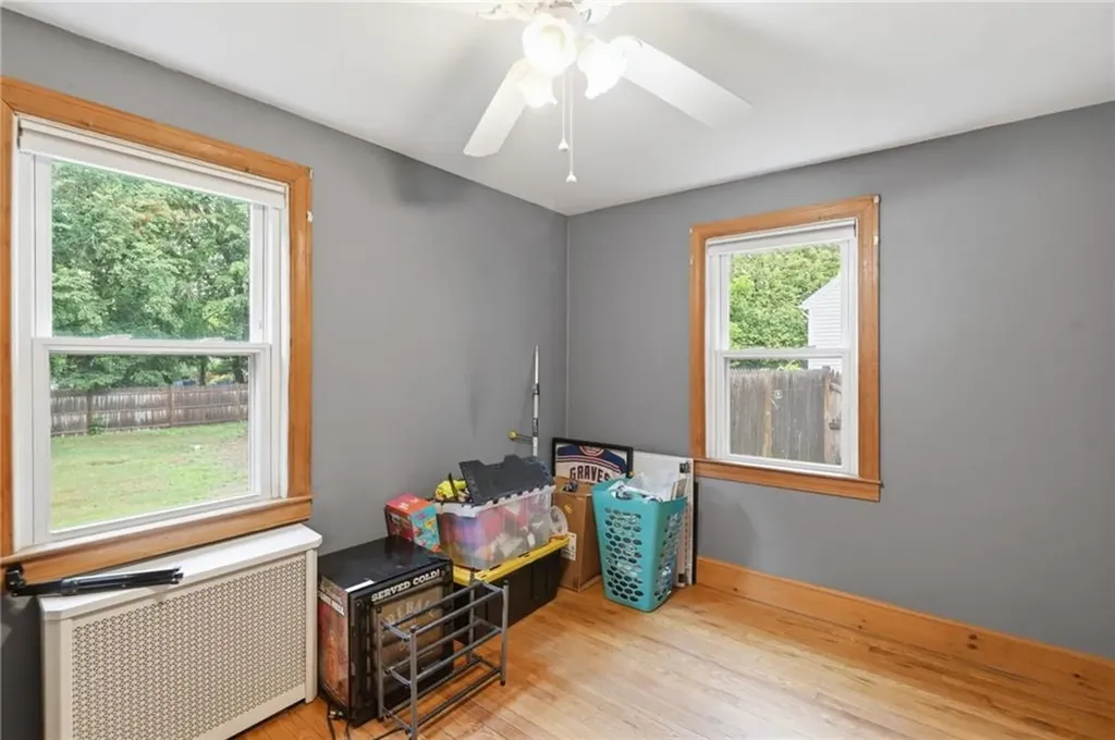 123 Hiawatha Street Warwick RI 02888