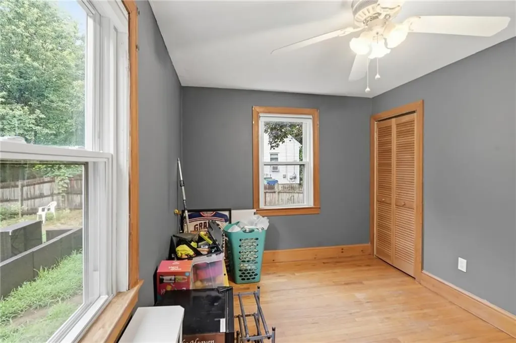 123 Hiawatha Street Warwick RI 02888