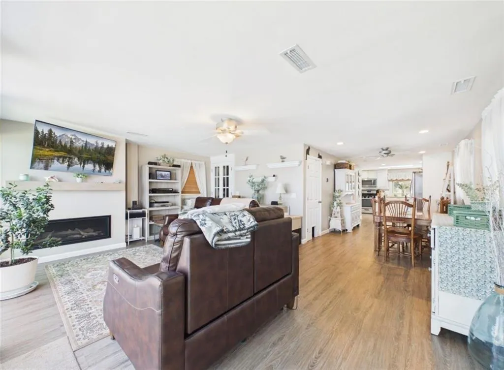 69 Namquid Drive Warwick RI 02888