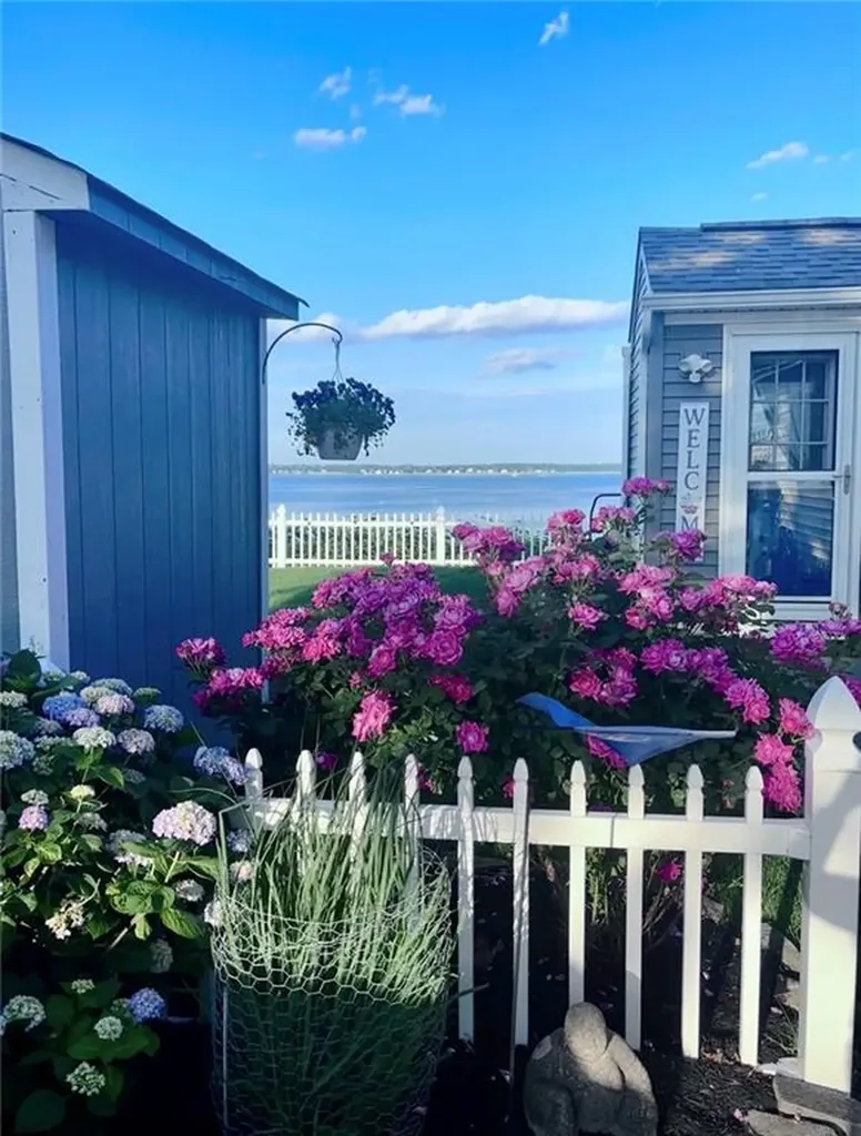 69 Namquid Drive Warwick RI 02888