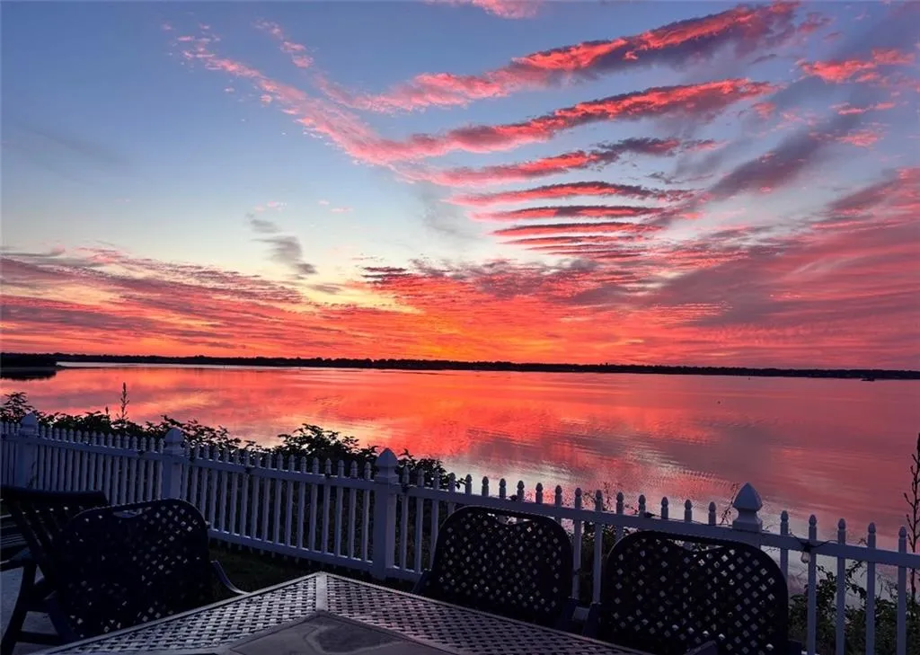 69 Namquid Drive Warwick RI 02888