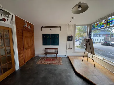 30 Bradford Street Bristol RI 02809