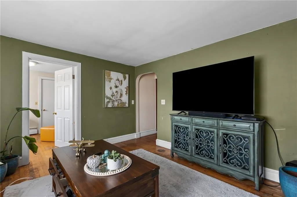 1058 Charles Street North Providence RI 02904