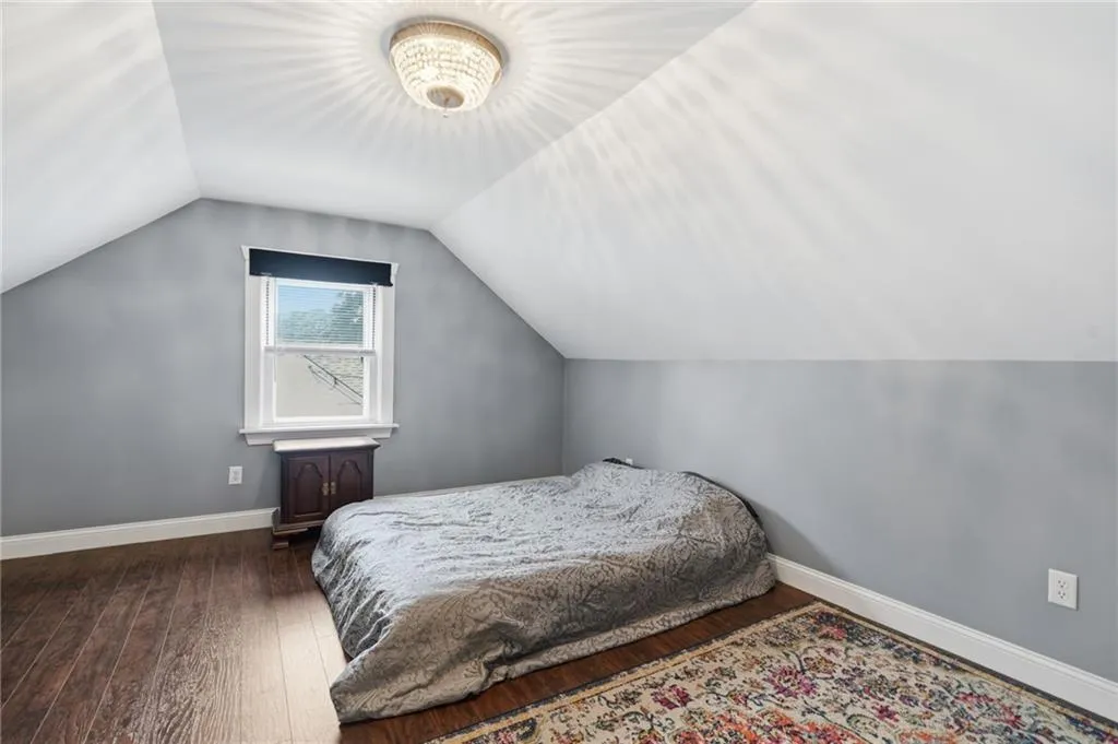 22 Yale Avenue East Providence RI 02915