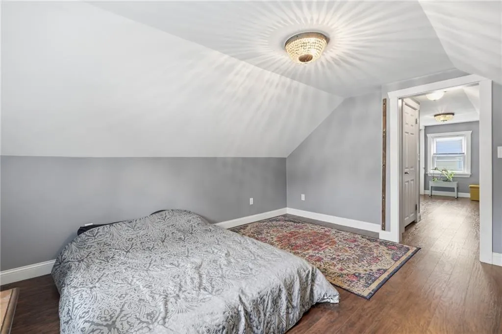 22 Yale Avenue East Providence RI 02915