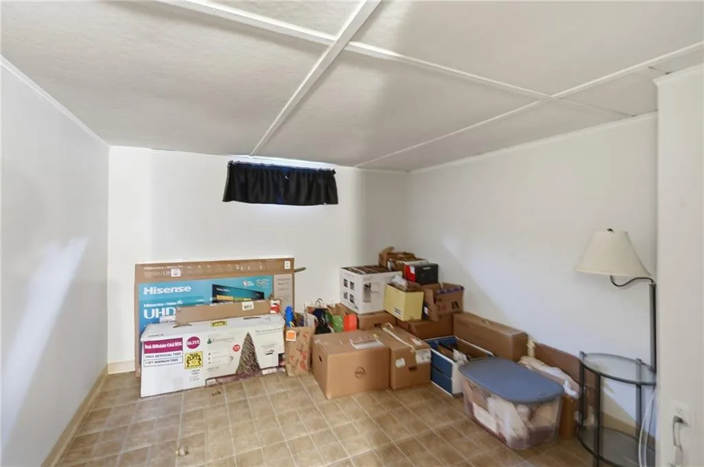 22 Yale Avenue East Providence RI 02915