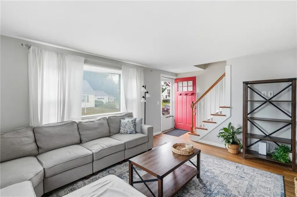 22 Yale Avenue East Providence RI 02915