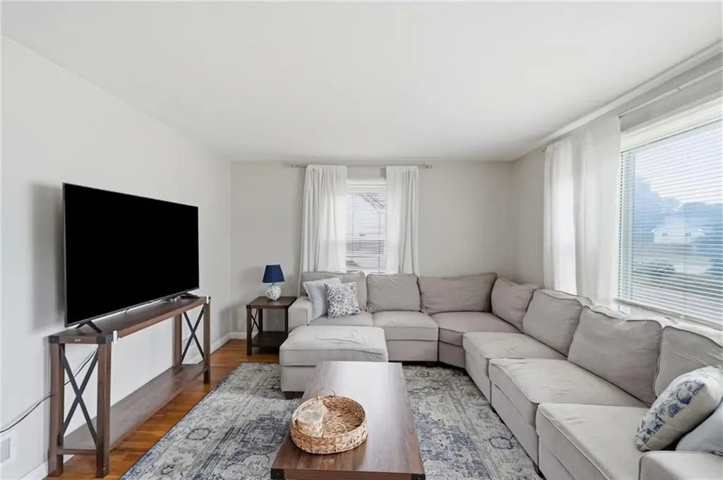 22 Yale Avenue East Providence RI 02915