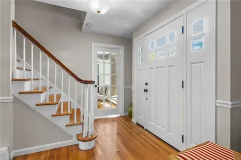 11 Stonegate Road Warren RI 02885