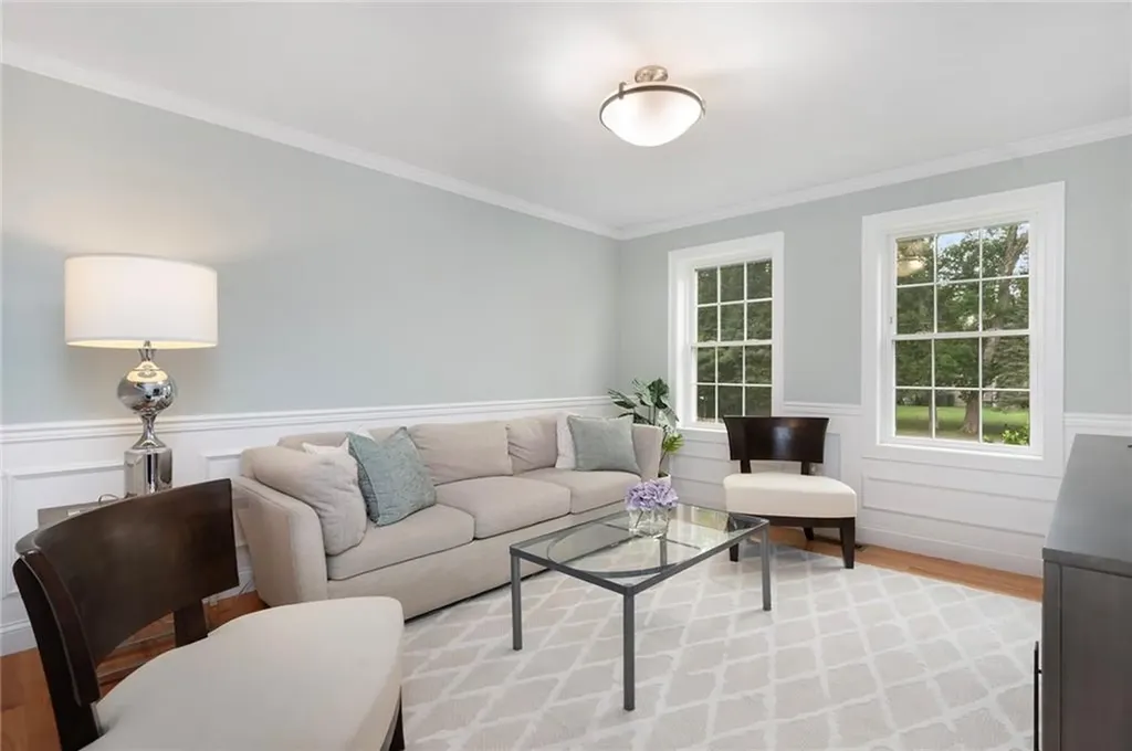 42 East Lantern Road Lincoln RI 02865
