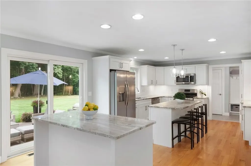 42 East Lantern Road Lincoln RI 02865