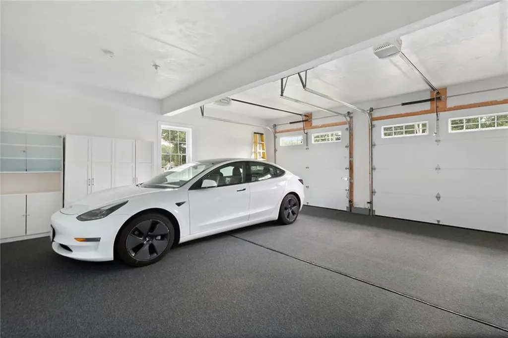 42 East Lantern Road Lincoln RI 02865