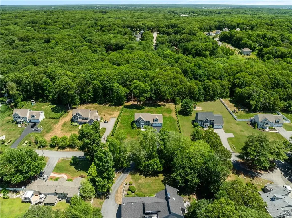 42 East Lantern Road Lincoln RI 02865